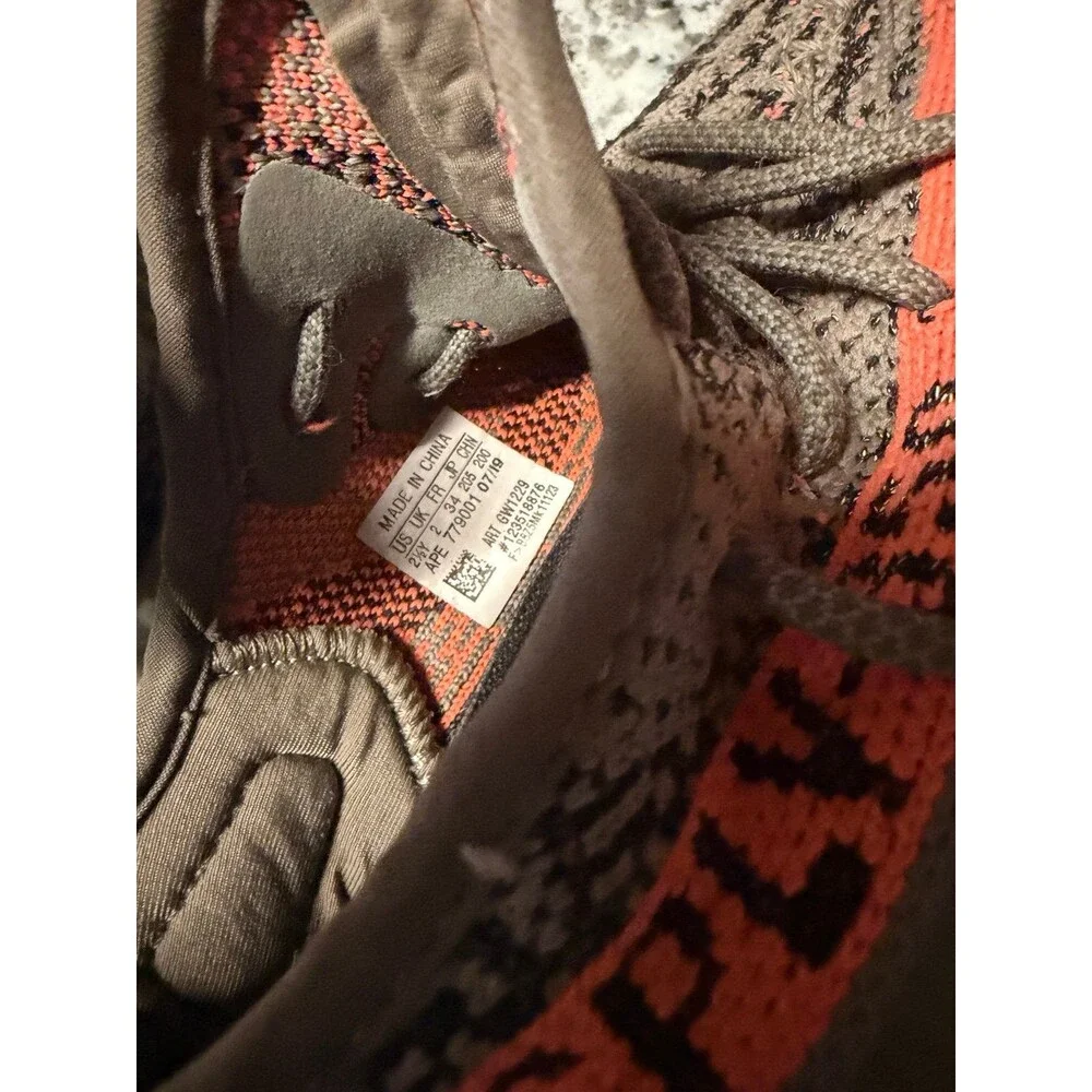 Yeezy adidas boost